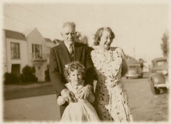 Mr. & Mrs. Darwin Reinhold and granddaughter Dolores